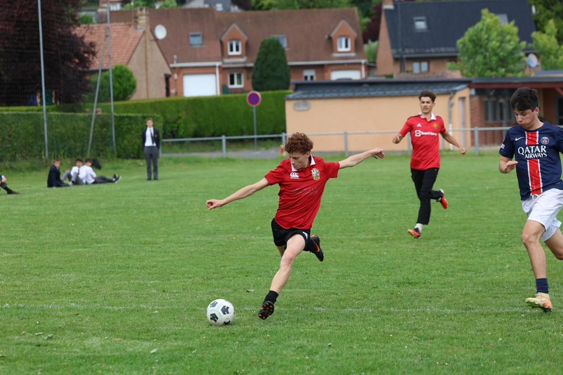 Football sur l’herbe